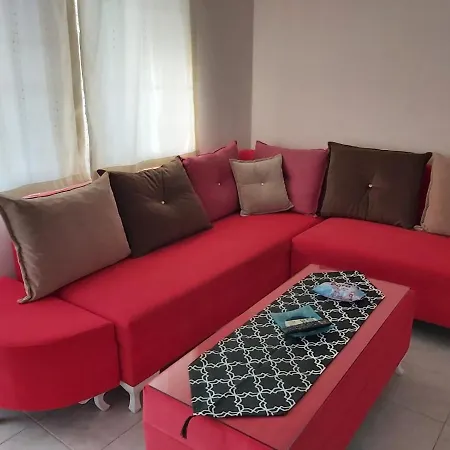 Mariner アパート フェティエ